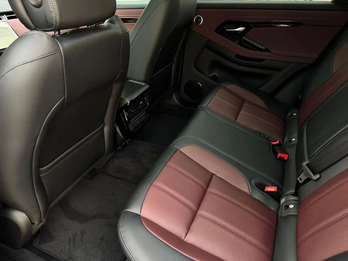 Land Rover Range Rover Evoque, 2025