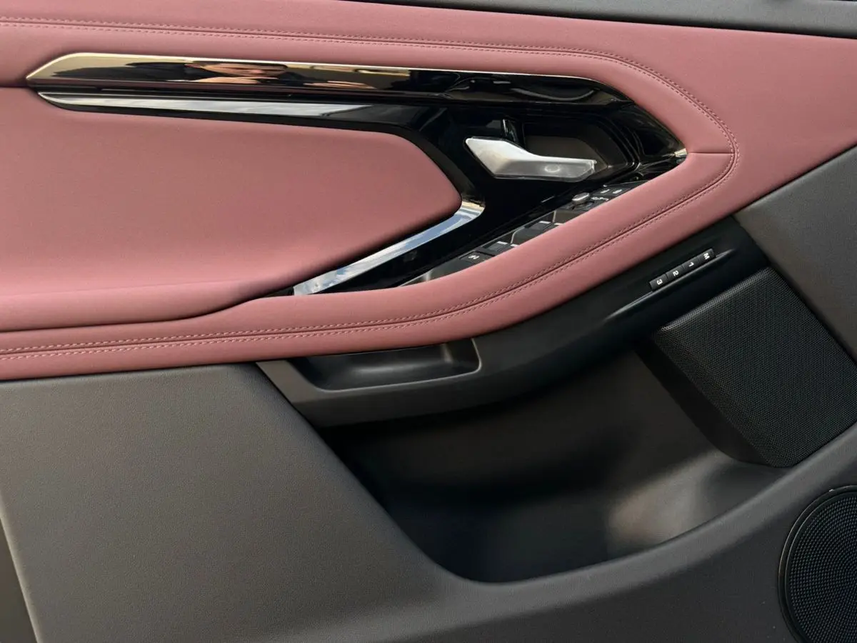 Land Rover Range Rover Evoque, 2025