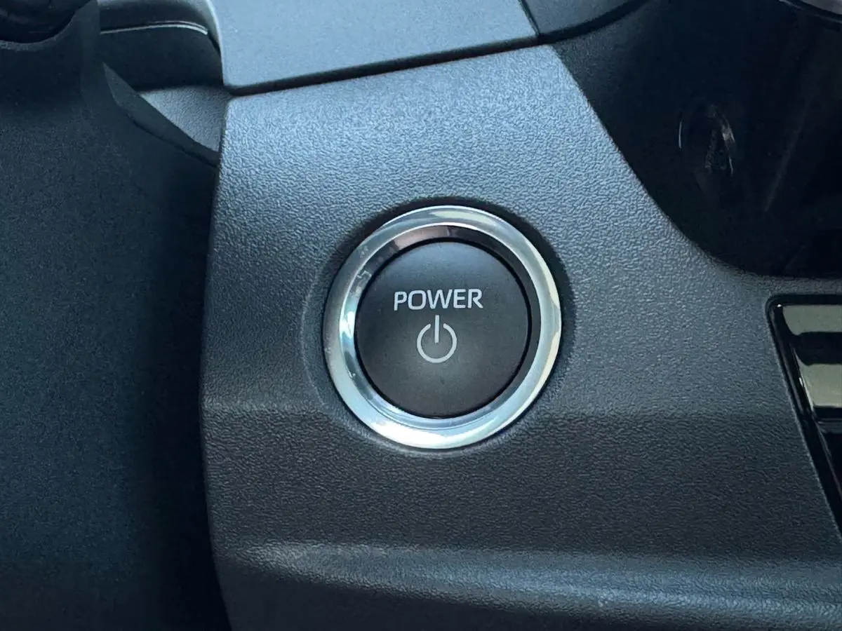 Toyota Camry, 2026