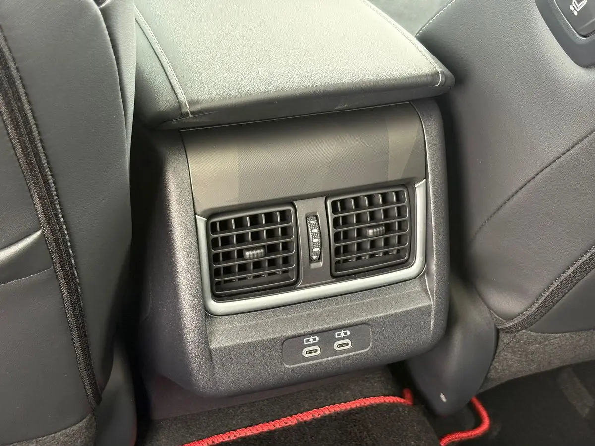 Toyota Camry, 2026