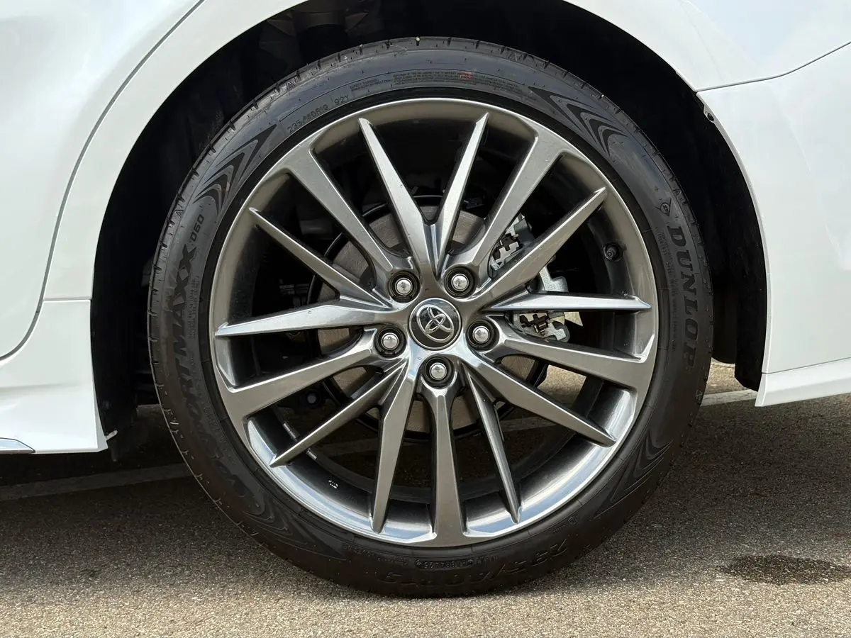 Toyota Camry, 2026