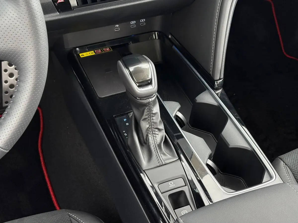 Toyota Camry, 2026