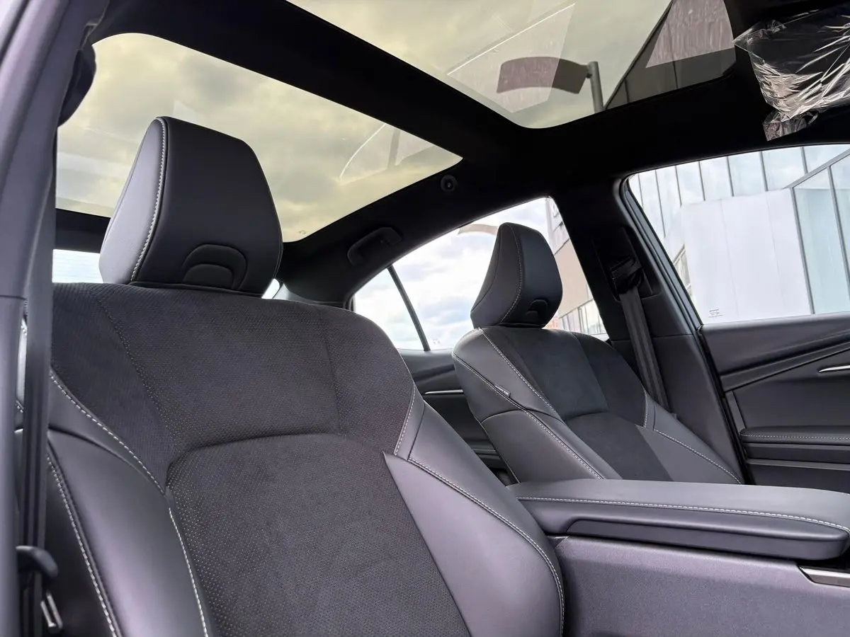 Toyota Camry, 2026