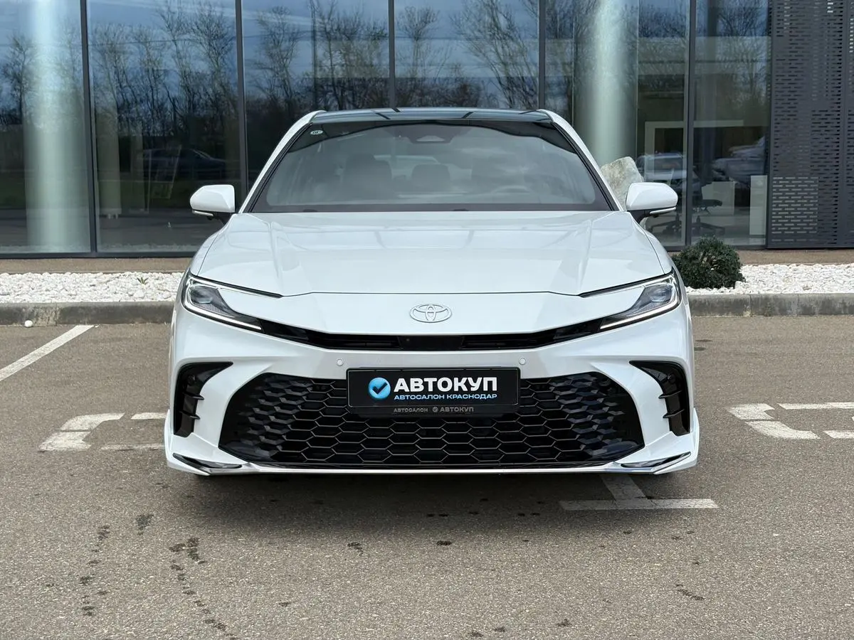 Toyota Camry, 2026