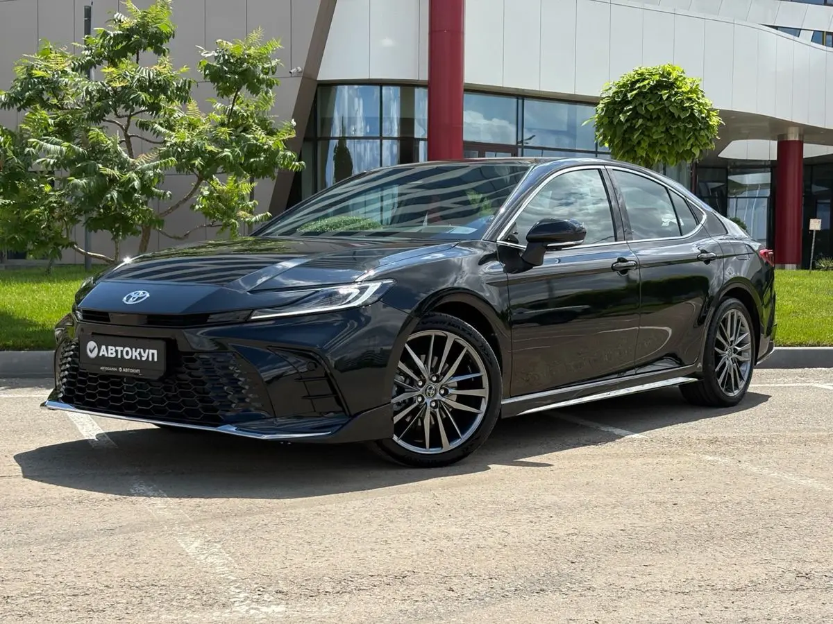 Toyota Camry, 2026
