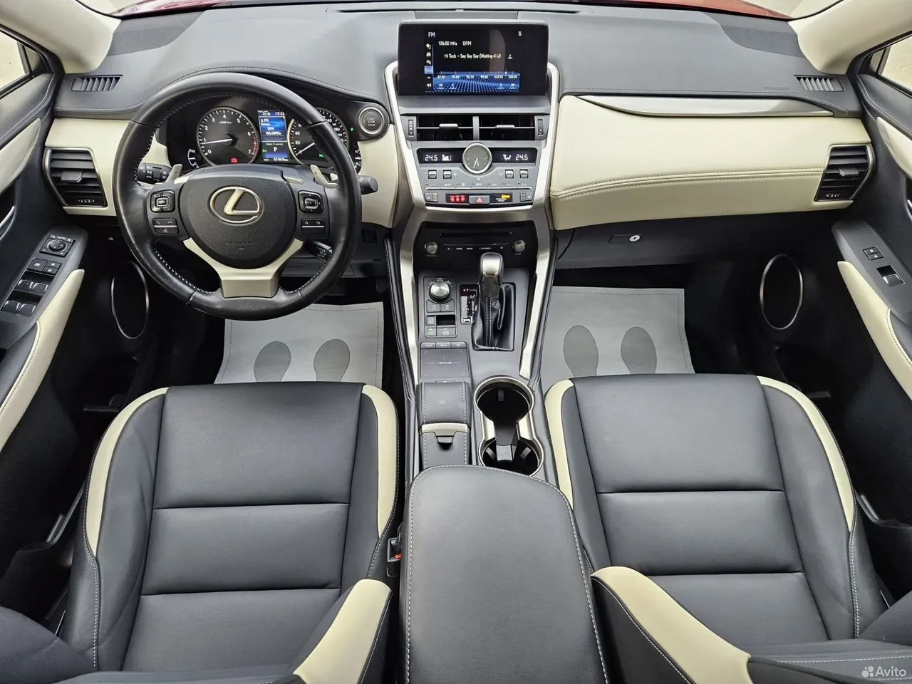 Lexus NX, 2020