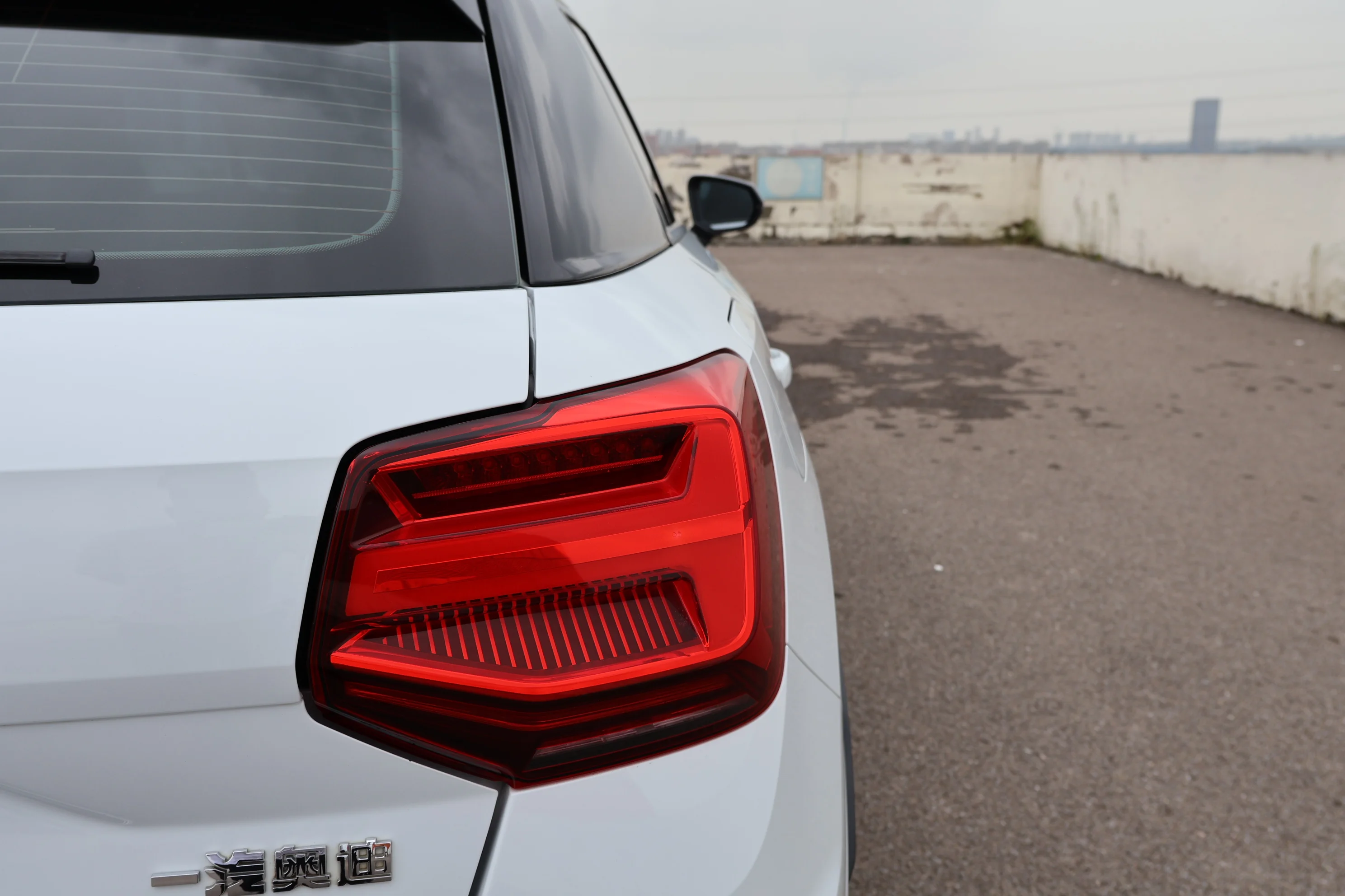 Audi Q2L, 2022