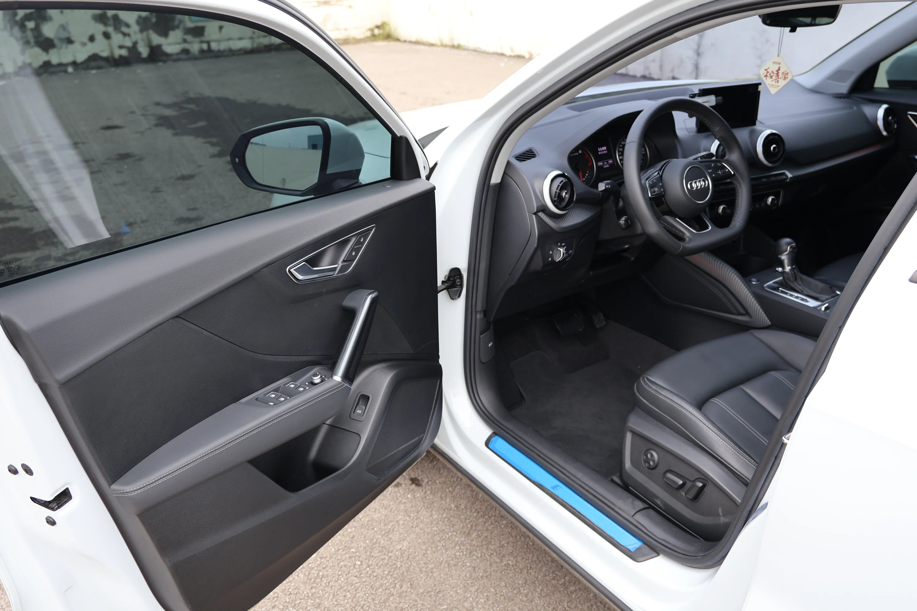 Audi Q2L, 2022