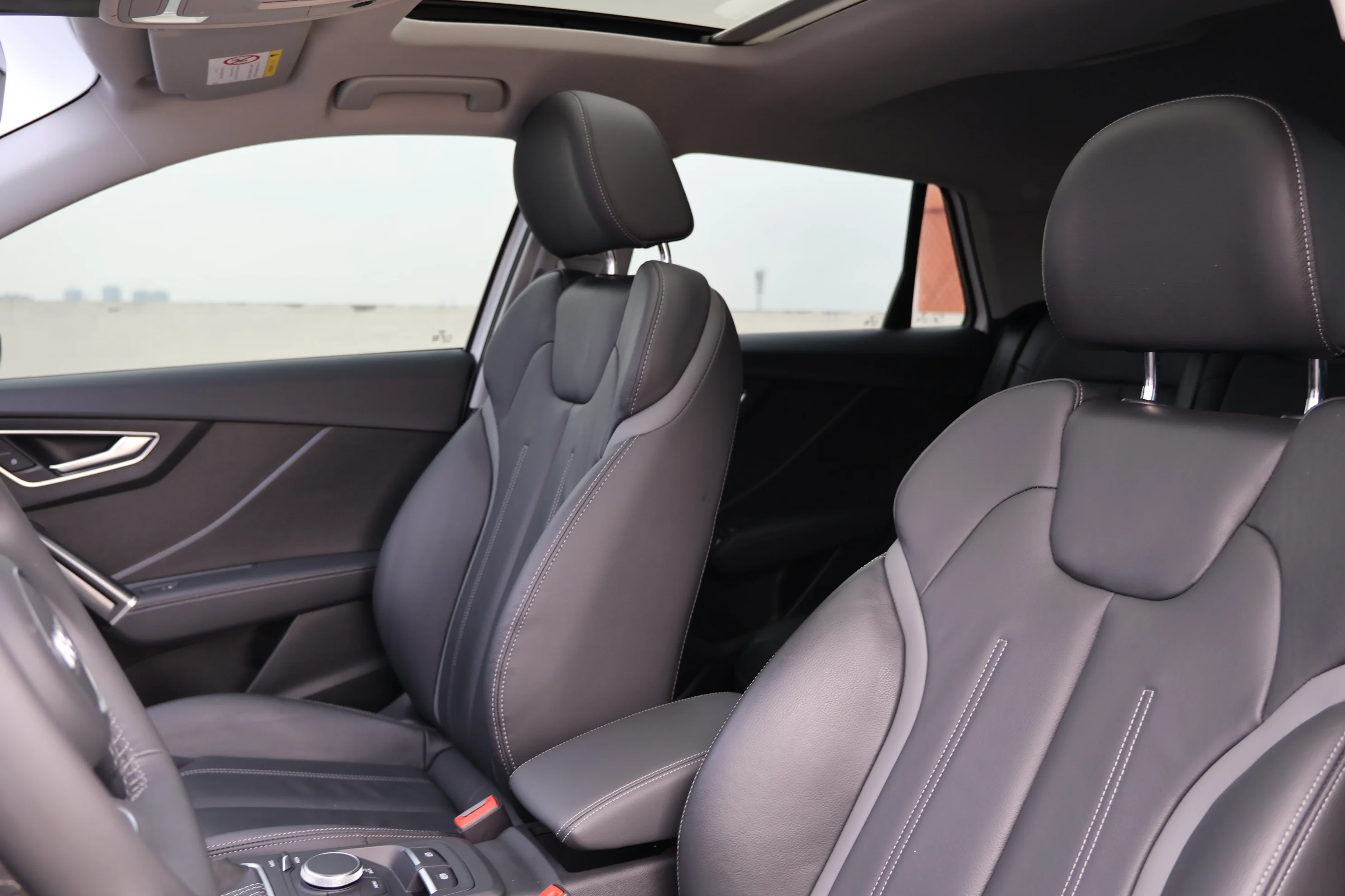 Audi Q2L, 2022
